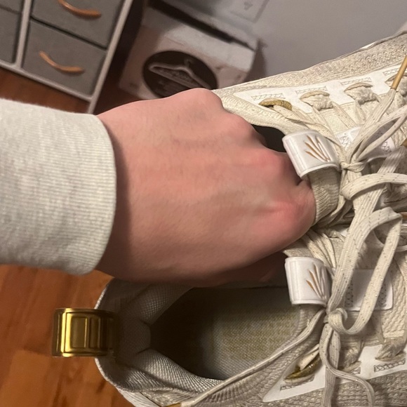 Curry’s 8 flow - Picture 4 of 6